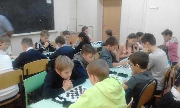 Соревнования по шашкам Соревнования по шашкам
